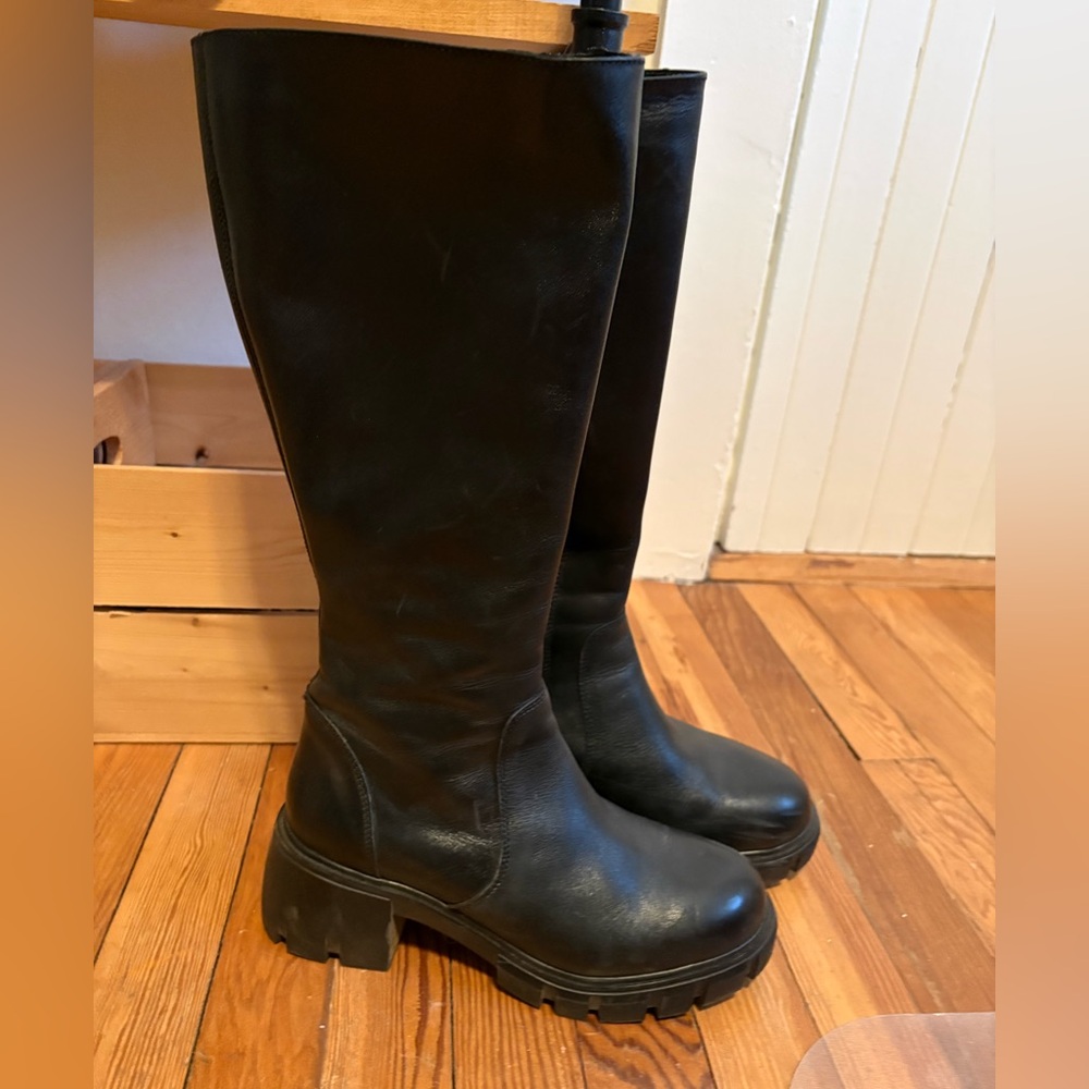 Steve Madden Black Leather Over the Knee Boots - Picture 2 of 5